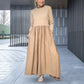 Fließendes Midikleid aus Strick mit vollen Ärmeln