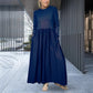 Fließendes Midikleid aus Strick mit vollen Ärmeln