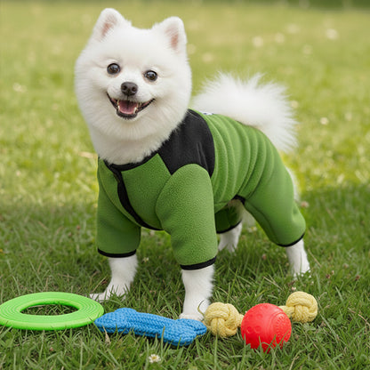 Warme Vierbeinjacke mit Geschirr