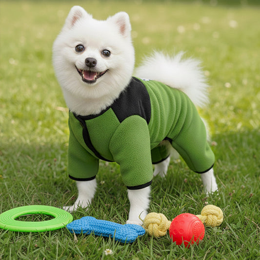Warme Vierbeinjacke mit Geschirr