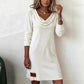 Damen-Strickkleid mit langen Ärmeln und Wasserfallausschnitt