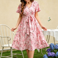 Damenkleid mit Print, Schnürung an der Taille und Rüschenärmeln